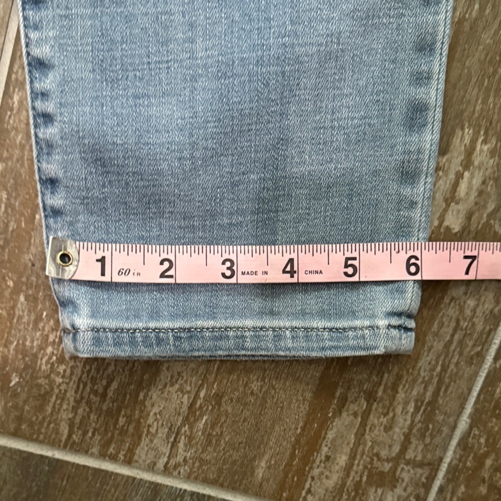 Chico's Light Blue Girlfriend slim leg crop Jeans - Picture 11 of 12